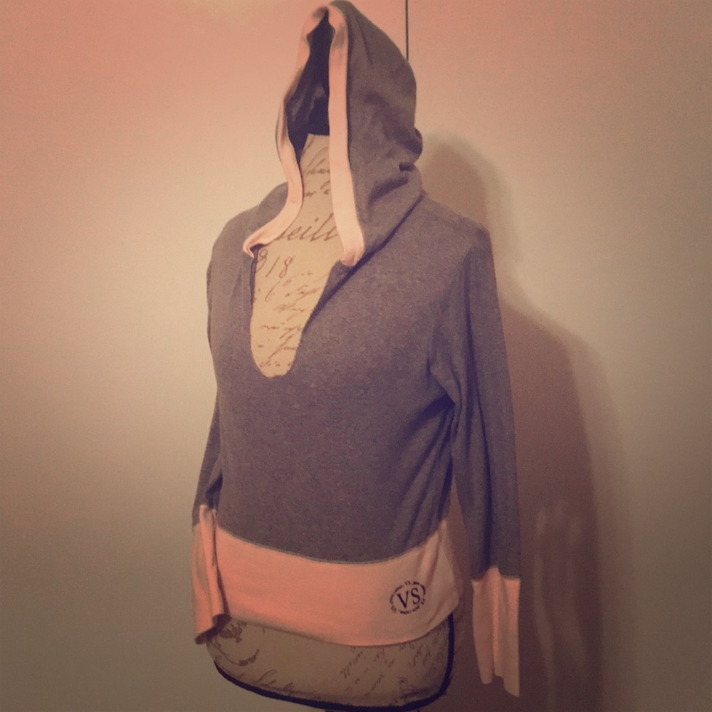 🌸🌸VICTORIA SECRET HOODIE SWEATSHIRT🌸🌸